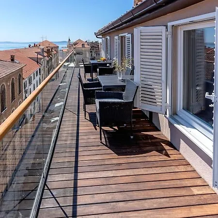 Luksuzni Stan U Centru Splita Apartmán